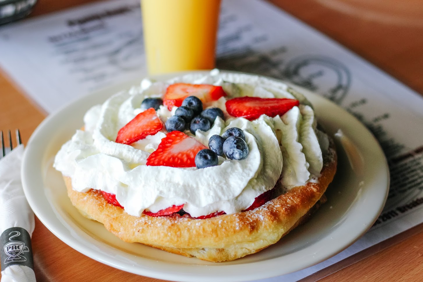 Scone topped
